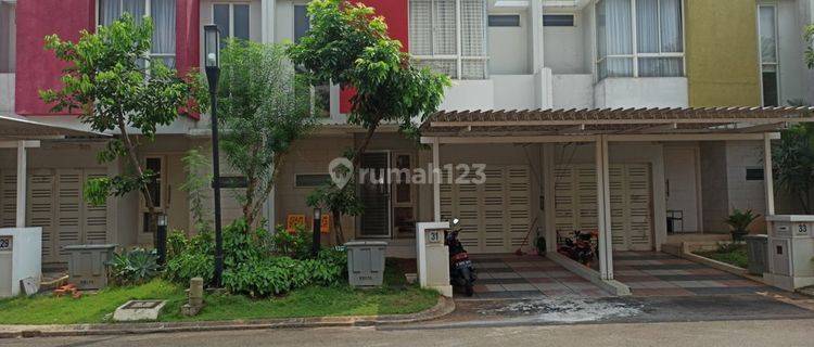 Dijual Rumah Bagus 2 Lantai di Dekat Clubhouse Volta, SHM , Siap Huni, Semi Furnished 1