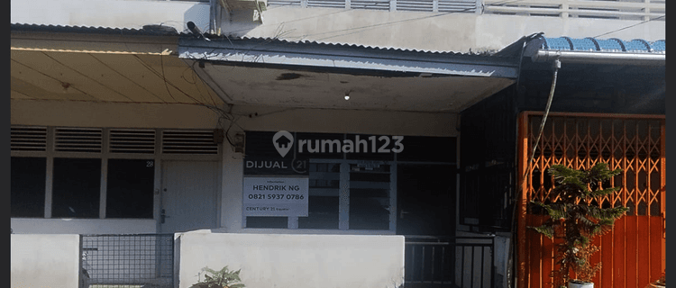 Rumah 2 Tingkat di Pusat Kota Jalan Gajahmada 1