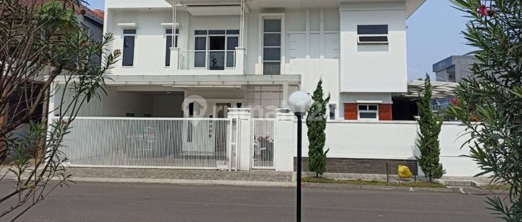 Rumah Luxury Singgasana Siap Huni 1