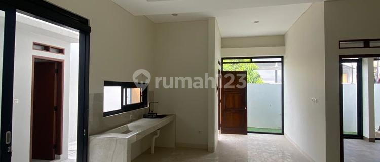 Tropical Japanese Rental House Arcamanik 1