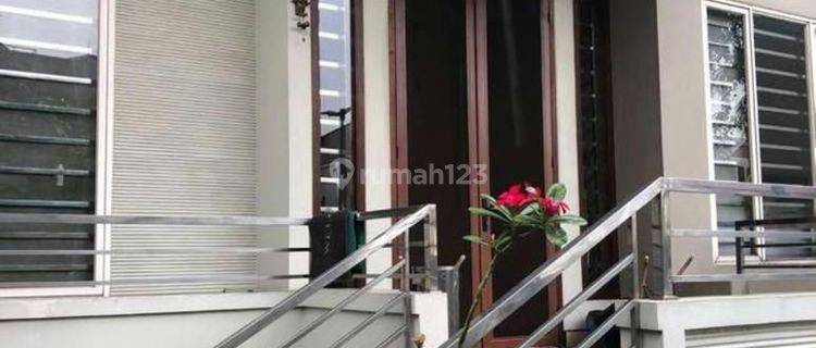 Rumah Minimalis Jalan Utama 1