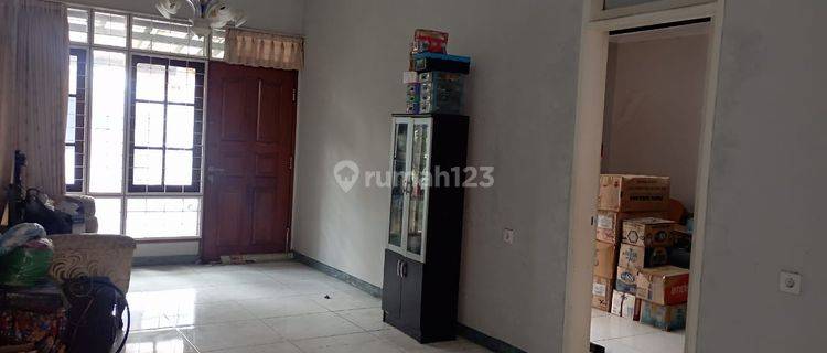 Rumah Dekat Ke Sekolah Dan Tol di Kopo Permai 1