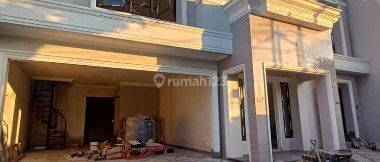 Rumah siap Huni di Tebet  1