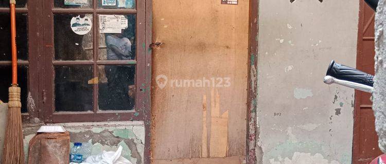 Rumah Tua Butuh Renovasi Daerah Menteng, Jakarta Selatan 1