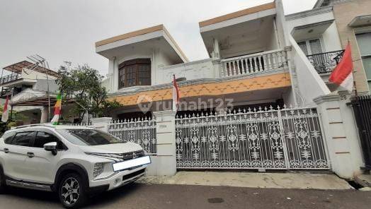 Dijual Rumah 2 Lantai di Tebet Utara, Jakarta Selatan  1