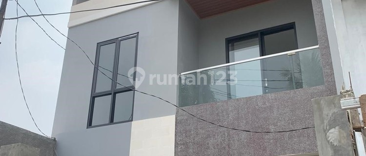 Dijual rumah baru di dalam komplek area Cidodol, Grogol Selatan, Kebayoran Lama, Jakarta Selatan 1