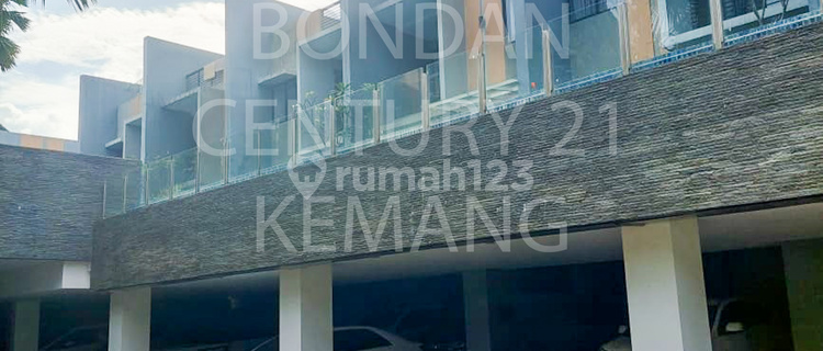 For Sale Very Nice House in Bangka South Jakarta 1