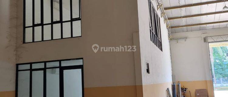 Di sewakan gudang bagus ada kantor  di jakarta timur 1