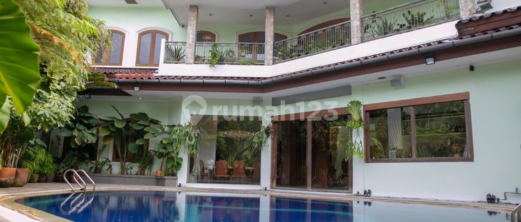 Rumah Mewah Pik Mediterania Resort | LT 983 M² | Pool | 60M 1