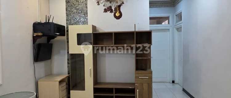 Dijual Rumah Semi Furnished 2 Lantai - Kelapa Gading, Jakarta Utara 1