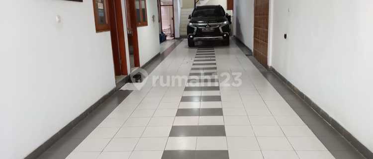 Luxury 4-Story House for Rent Fully Furnished Near Sudirman-SCBD 1