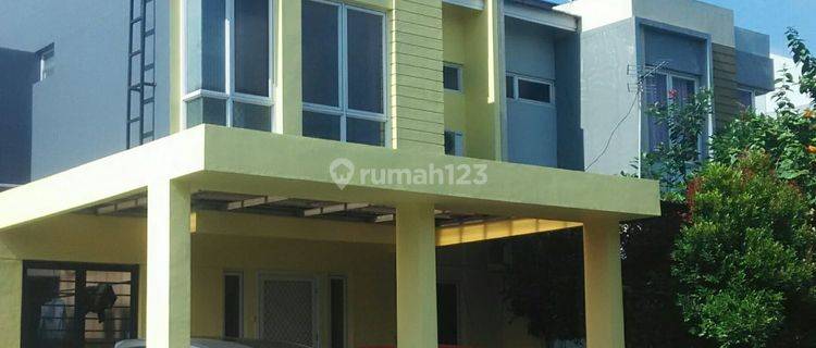 Rumah 2 Lantai di The Icon Bsd, Tangerang 1