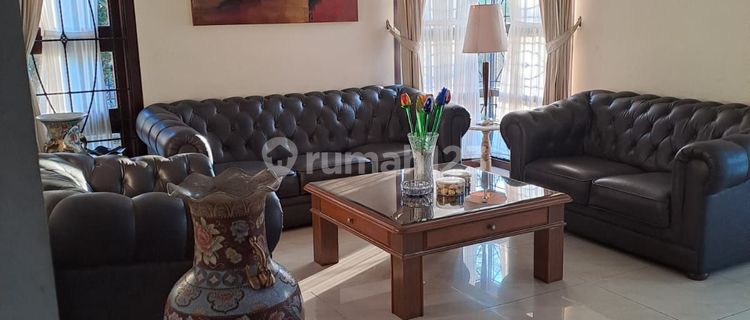 For Sale, Spacious Strategic House in Sayap Dago Complex 1