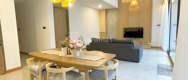 Rumah Cantik Sekali Semi Furnish With Private Pool Cigadung Dago 1