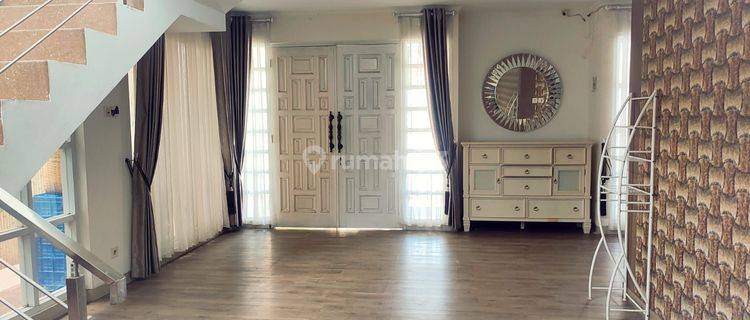 Disewakan Rumah Semi Furnished Dalam Cluster Antapani 1