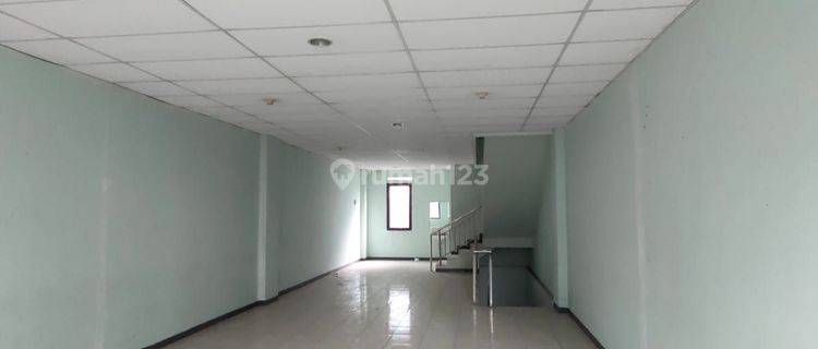 Disewakan Ruko Strategis Sudirman Bagus 1