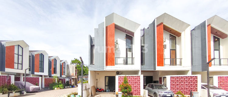 Rumah Siap Huni 14 Menit ke Mall Paradise Walk Serpong Hadap Timur J38296 1