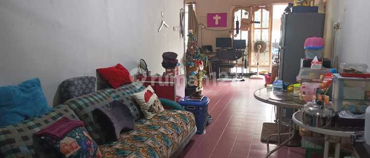 Dijual Rumah SHM 2 Lantai di Kawasan Tebet 1