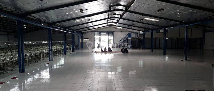 Disewakan Pabrik Gudang Siap Pakai di Cipadung Cibiru  1