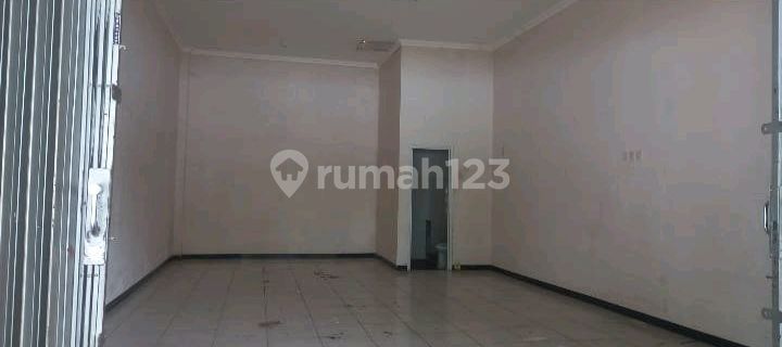 Ruko Siap Pakai Dekat Kawasan Bsb City 1