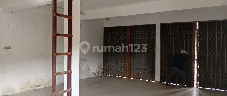 Shop House for Rent in Berbah, Sleman, Yogyakarta. 1