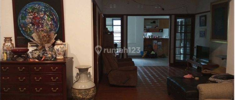 Rumah Lokasi Exclusive Di Trunojoyo Dago Bandung  1