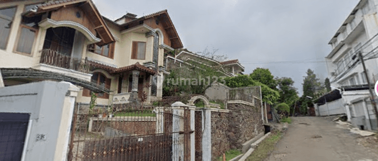 Rumah Hitung Tanah Lokasi Premium Tubagus Dago Bandung 1