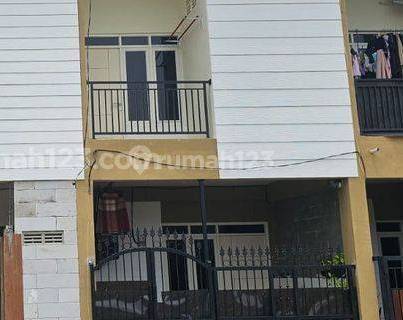 Rumah Minimalis Bumi Wonorejo Asri, Rungkut 1