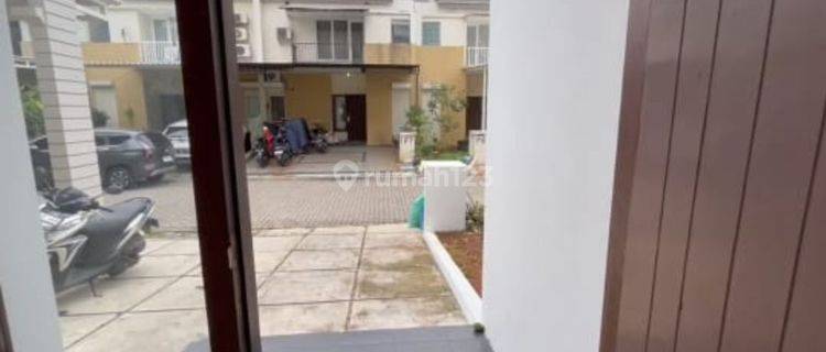Disewakan Rumah Premier Park 2, Modernland, Tangerang 1