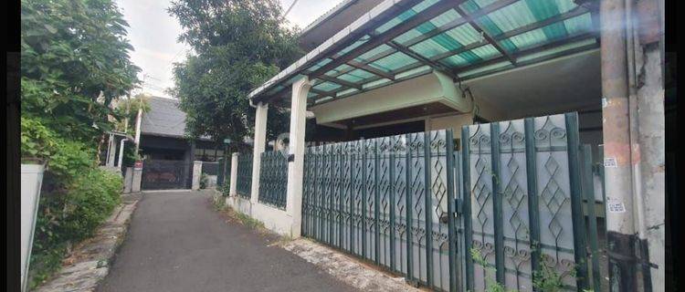 Dijual rumah Rumah di Jl. Tebet Dalam 2 - Jakarta Selatan 1