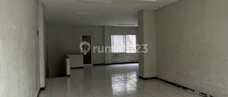 2.5-Story Ruko Ence Azis, Gardujati, Downtown Bandung 1
