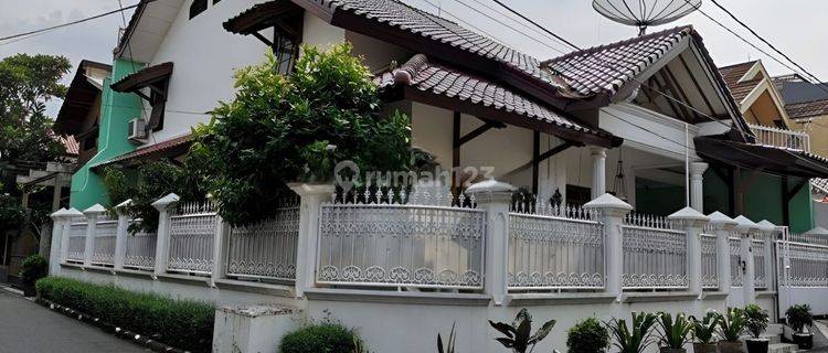 Rumah Secondary Cantik Bebas Banjir Sunan Giri Jakarta Timur 1