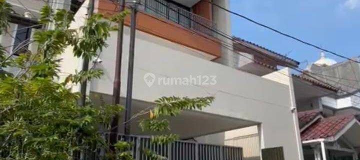 Rumah Di jual 4 Lantai Bangunan Baru Pulo Mas  1