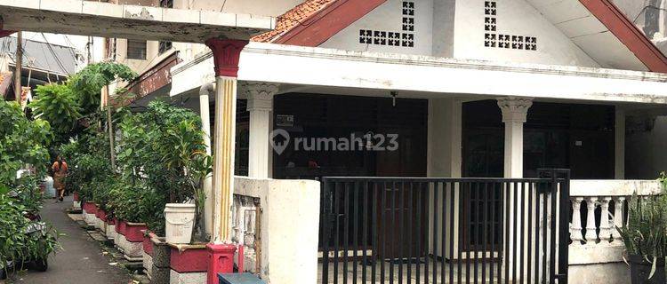 Rumah Di Jual Cepat Cempala putih Timur Jakarta Pusat 1