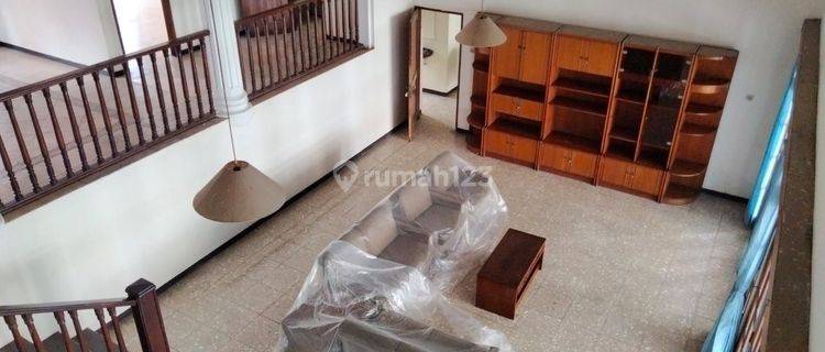 Disewakan Setrasari rumah baru renovasi luas dengan kolam renang, cocok untuk hunian dan kantor 1