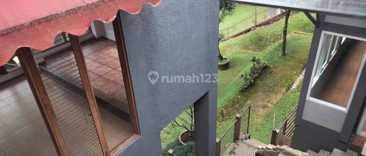 Rumah villa 5 lantai downslope Resort Dago Pakar 1