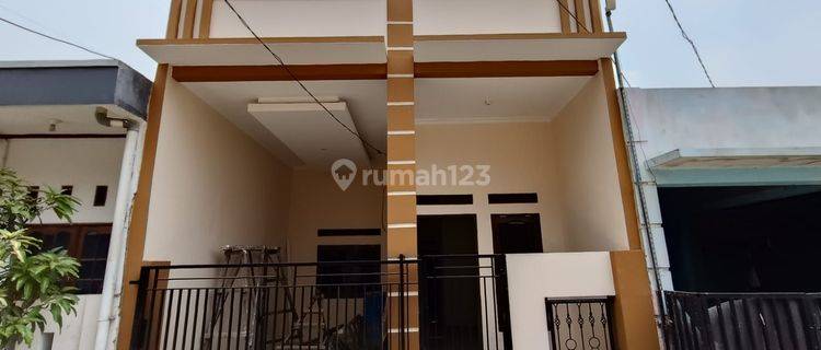 Rumah 10 menit ke Plaza Taman Harapan Baru Bebas Banjir Siap KPR J25871 1