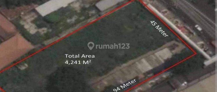 JUAL TANAH ZONA KOMERSIL SENEN 1