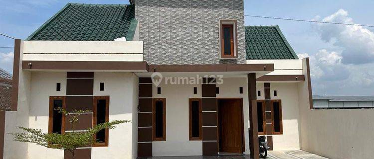 Rumah Cluster Di kota Pesan bangun 1