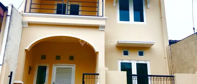 Rumah Bagus Sudah Renovasi dekat Hartono Mall Solo Baru 1