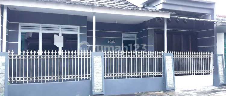 Rumah Second Bagus Siap Huni di Colomadu Karanganyar 1