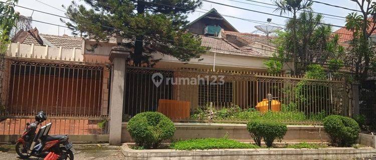 Rumah Disewakan di Jl Kencana Sari, Surabaya 1