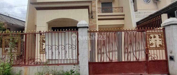 Disewakan Rumah Lokasi Strategis di Villa Bukit Mas Manaco, Surabaya 1