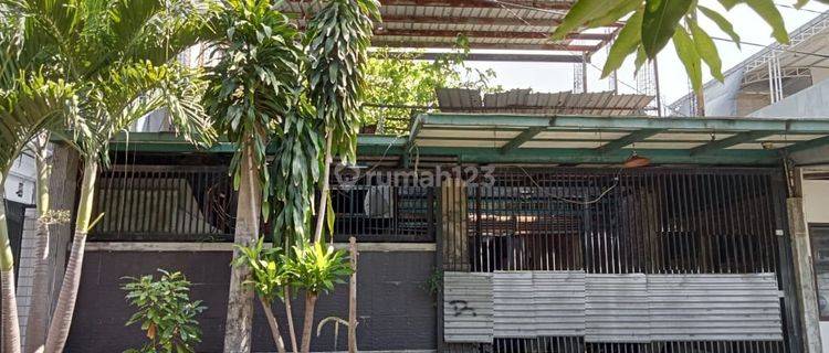 Dijual Disewakan Rumah Lokasi di Jl. Dukuh Kupang Utara, Surabaya 1