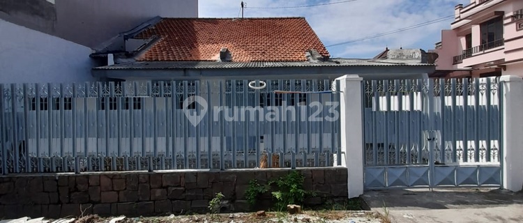 For Rent, Ready-to-Occupy House Located in Darmo Permai Selatan, Surabaya 1