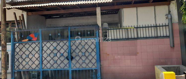 Rumah SHM Dijual di Darmo Indah Sari, Surabaya 1