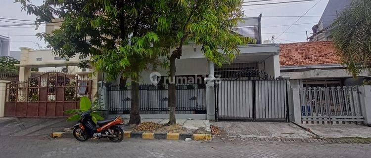 Rumah Disewakan di Dukuh Kupang Timur, Surabaya 1