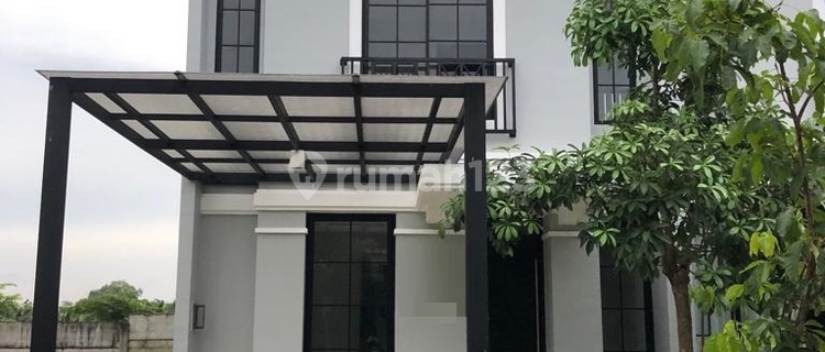 For Sale Minimalist House in Oakwood, Citraland Surabaya 1