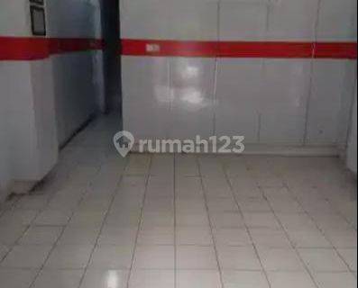 Disewakan Ruko di Jln Diponegoro Surabaya Pusat 1