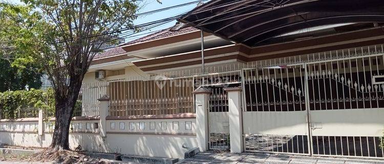 Rumah Disewakan di Raya Darmo Permai Timur Surabaya Barat 1